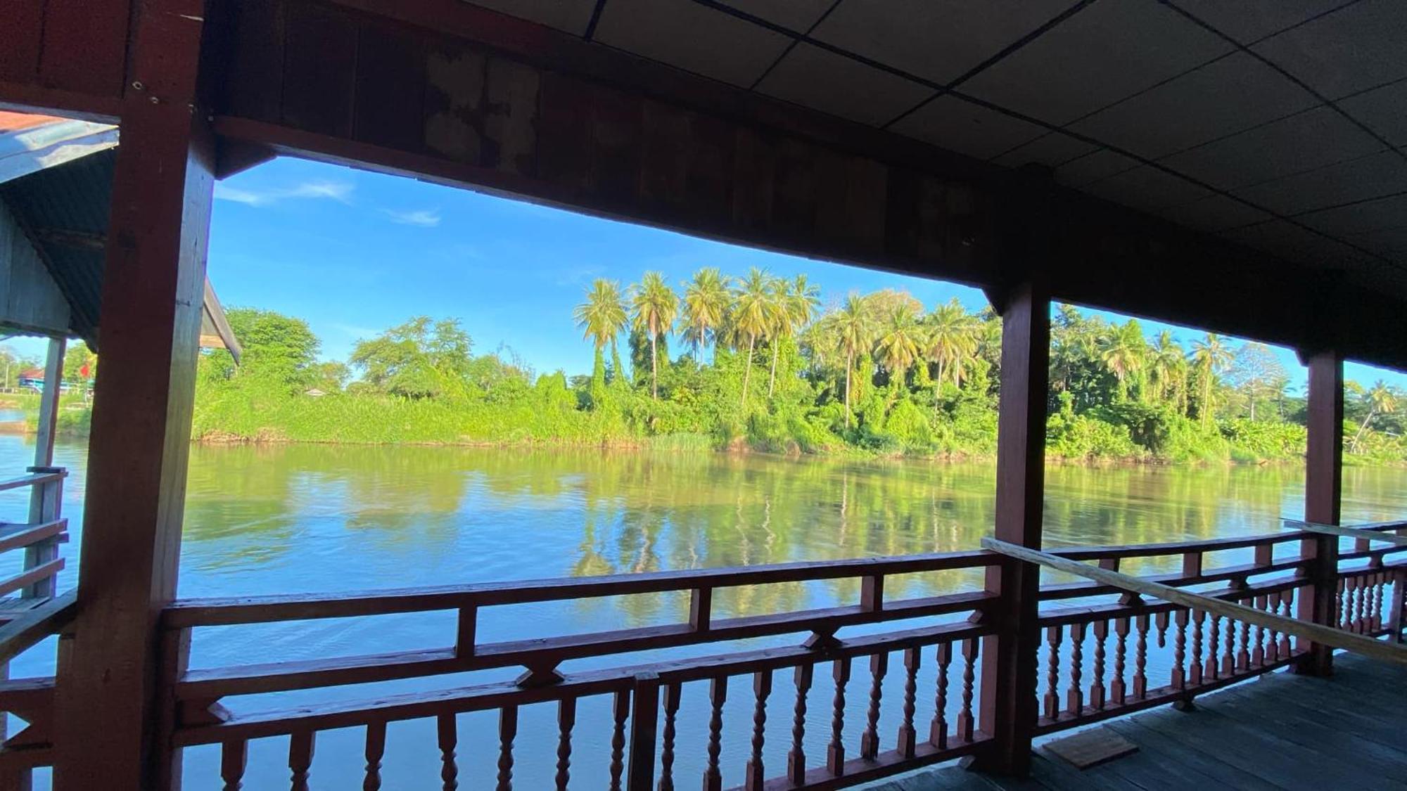Souksanh River Bungalow Muang Khong Exterior photo