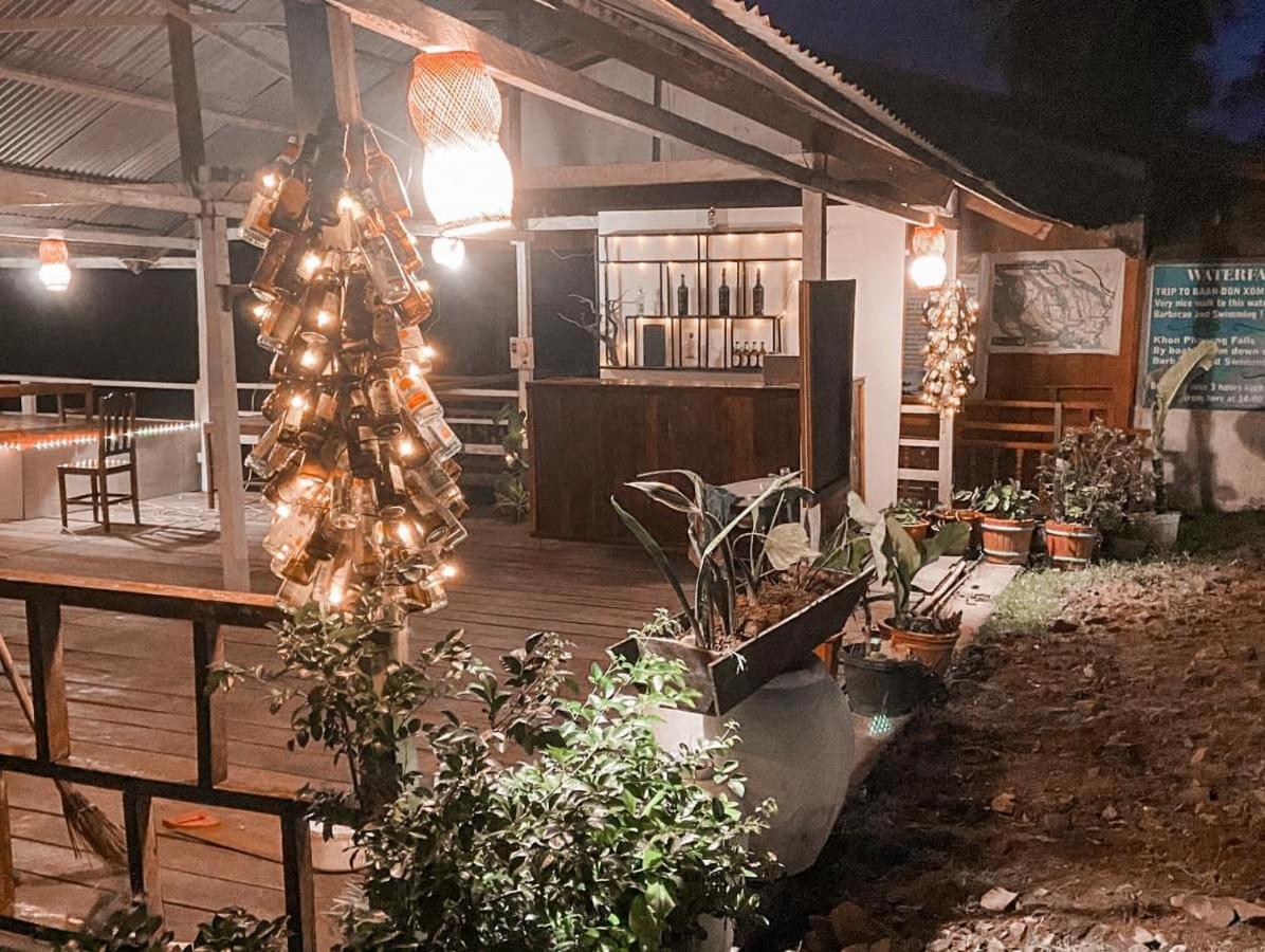 Souksanh River Bungalow Muang Khong Exterior photo